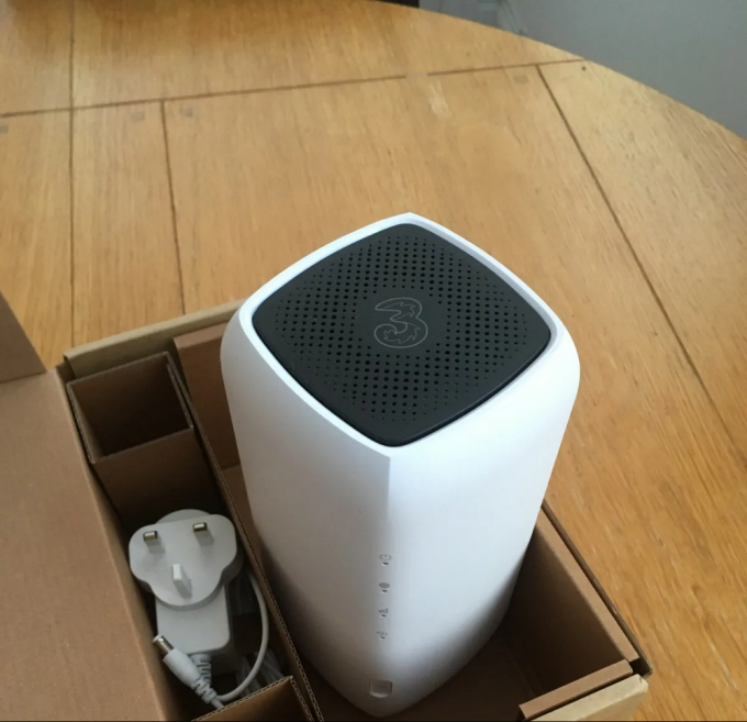 Совсем новый разблокированный ZYXEL NR5103EV2 4,7Gbps WiFi6 4G LTE 5G WiFi Router 5G NR Indoor CPE Router 3